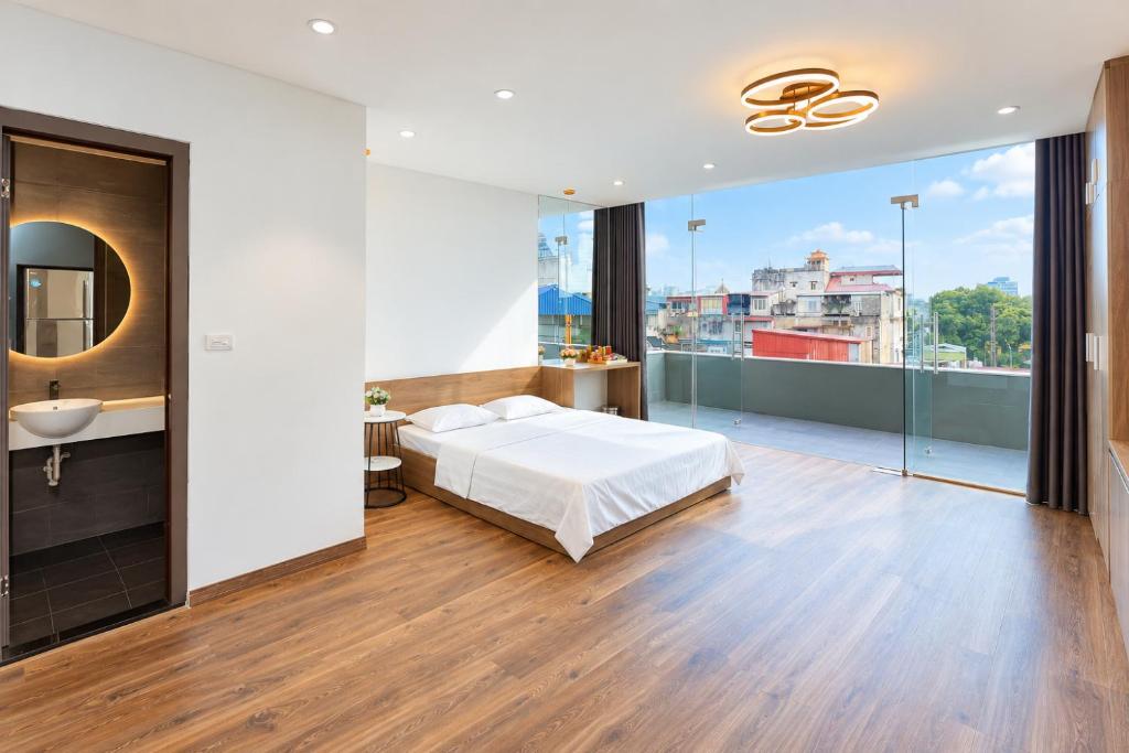 BH Riverside Hotel – Hanoi